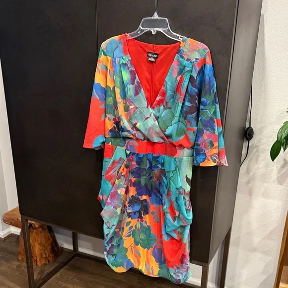 City Chic Vibrant Floral Wrap Dress - Picture 1 of 5